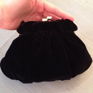 Velvet Vintage Kiss-lock Purse